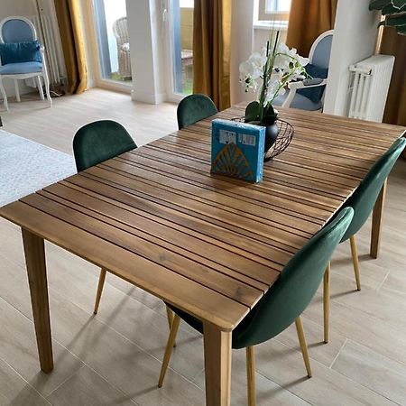 Grand Appartement Courbevoie Paris Eksteriør bilde