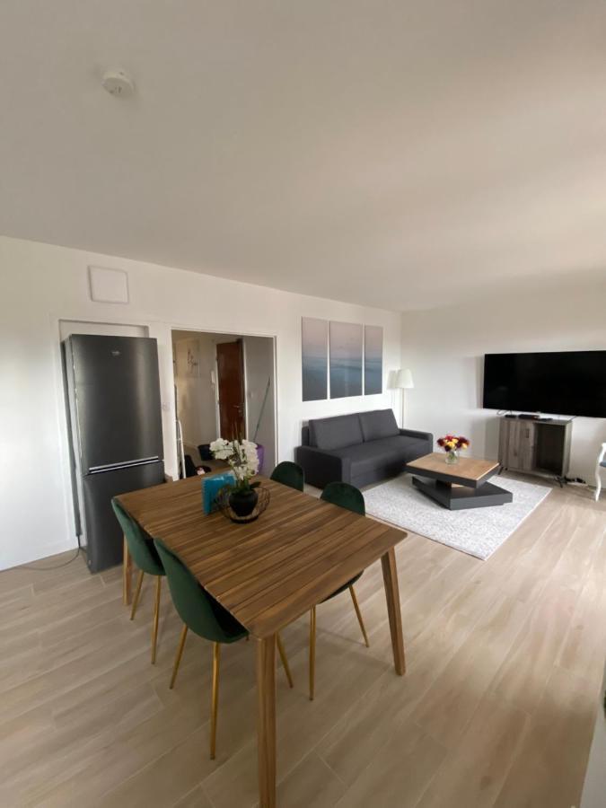 Grand Appartement Courbevoie Paris Eksteriør bilde