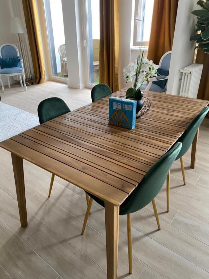 Grand Appartement Courbevoie Paris Eksteriør bilde