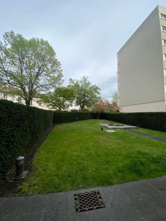 Grand Appartement Courbevoie Paris Eksteriør bilde