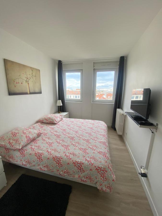 Grand Appartement Courbevoie Paris Eksteriør bilde
