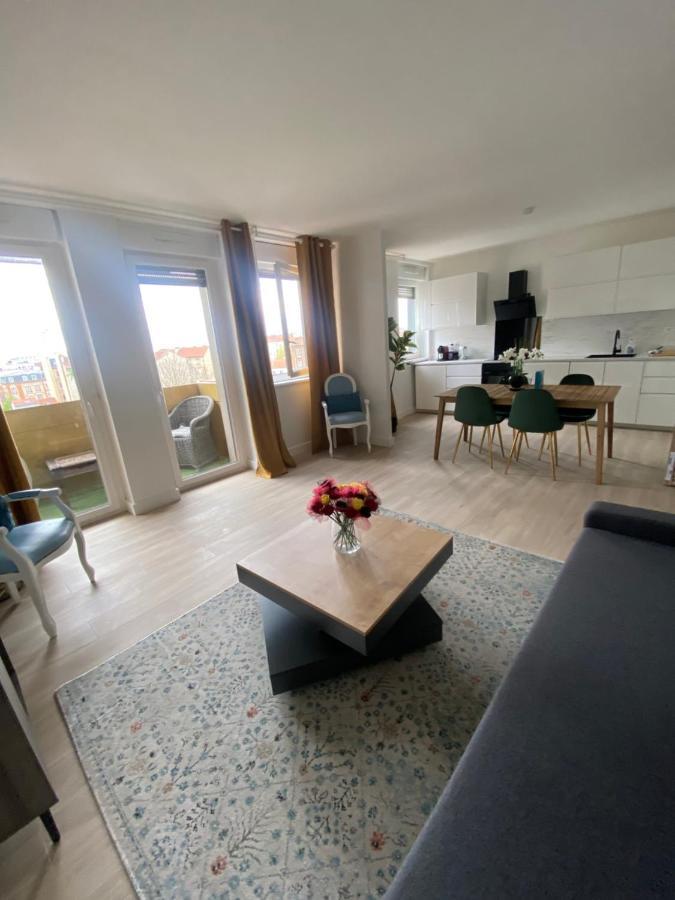 Grand Appartement Courbevoie Paris Eksteriør bilde